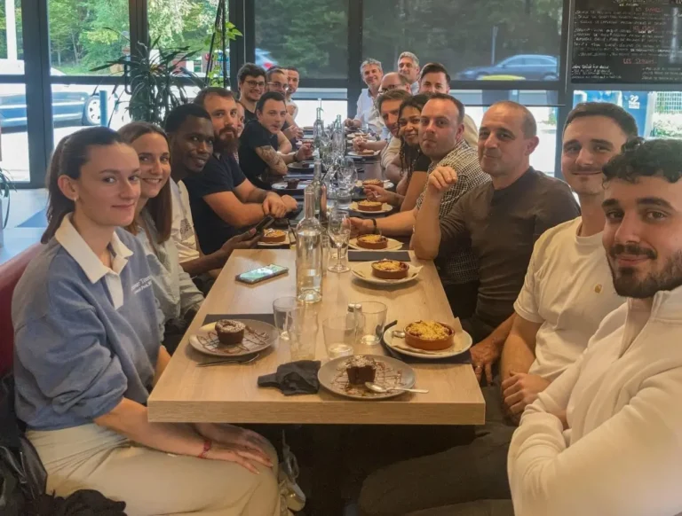 Une partie des directeurs des établissements Scaleta avec les équipes support